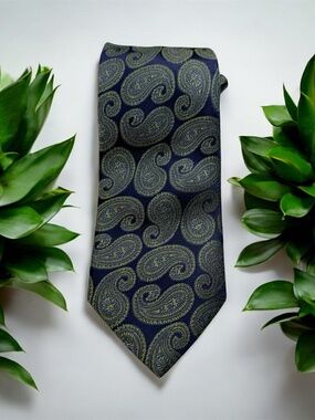 Jones New York Silk Tie Blue Green Paisley